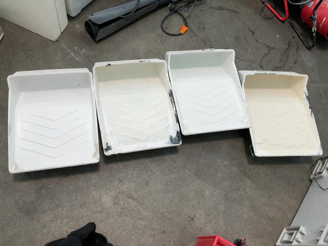 Photo '2' of Paint Trays x 4