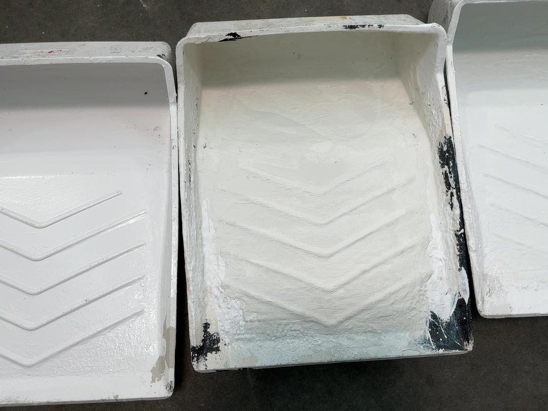 Photo '4' of Paint Trays x 4
