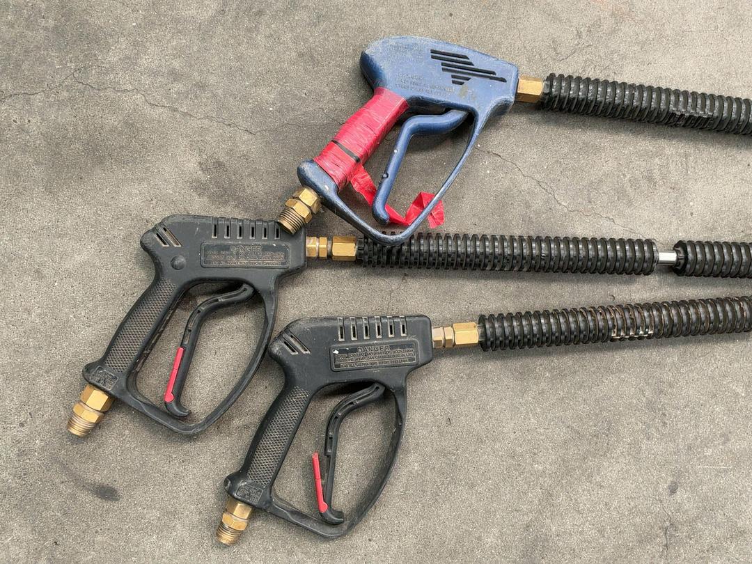 Photo '2' of Water Blaster Wands x 3
