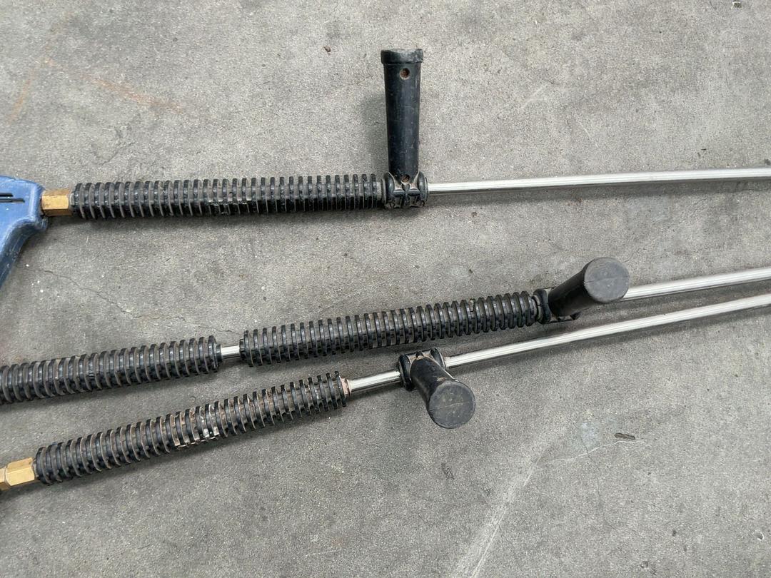 Photo '3' of Water Blaster Wands x 3