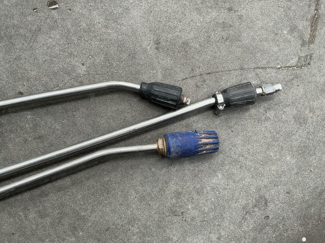Photo '4' of Water Blaster Wands x 3