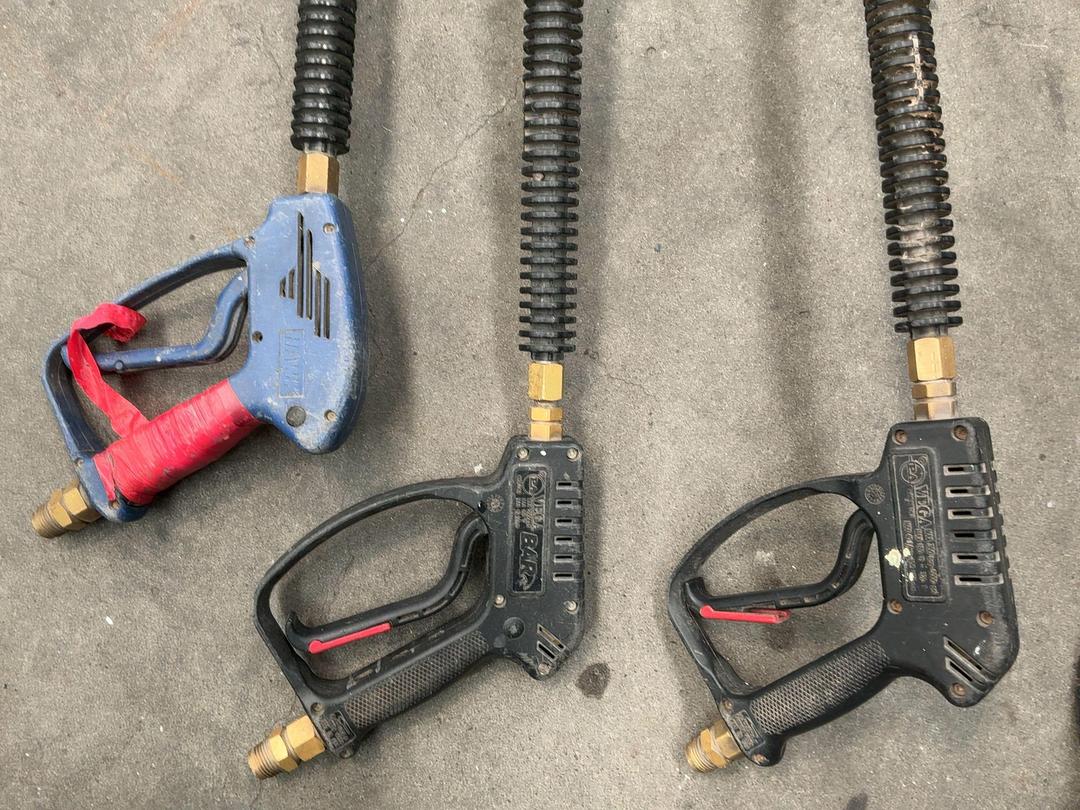 Photo '6' of Water Blaster Wands x 3