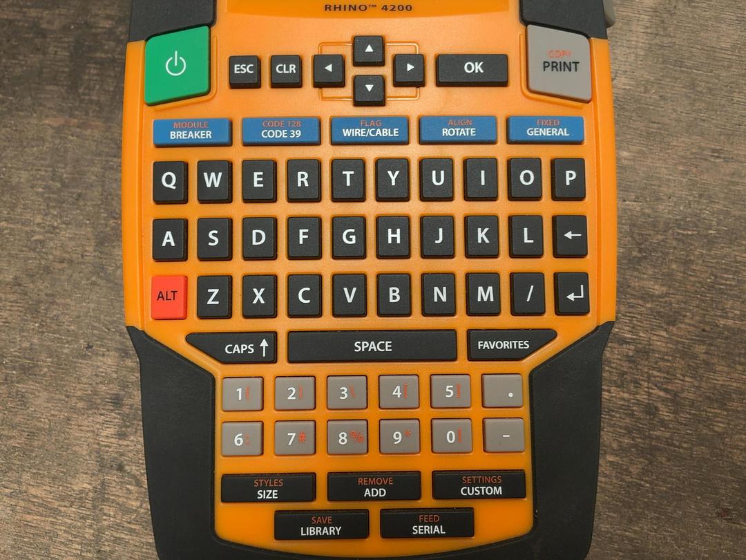 Photo '3' of Dymo Rhino 4200 Label Maker