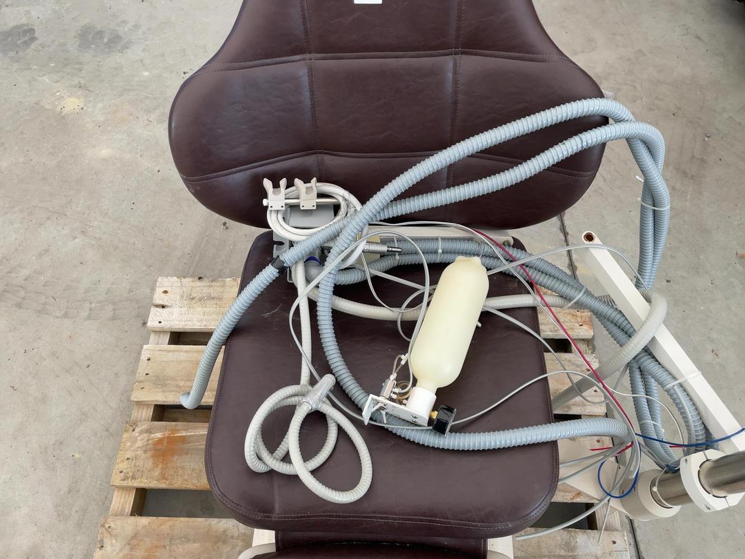 Photo '6' of Brown Dental Chair
