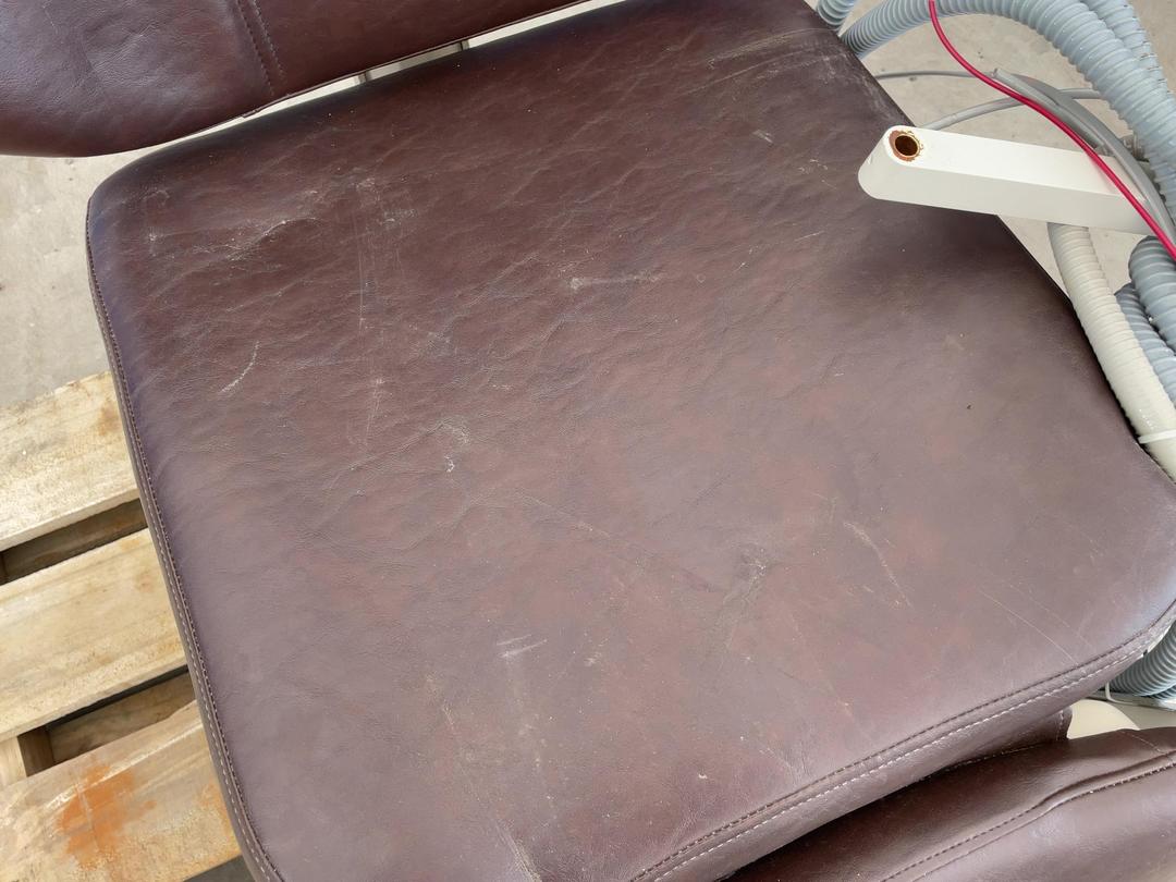 Photo '10' of Brown Dental Chair