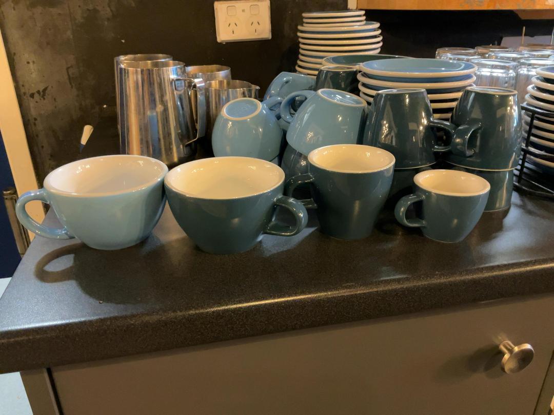 Photo '5' of Coffee cups, Saucers & Glasses