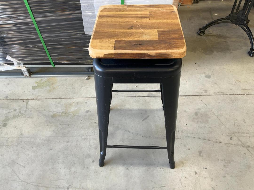 Photo '15' of 3x Wooden-Like Barstools with Metal-Like Legs