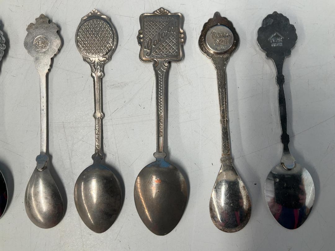 Photo '12' of Bulk Lot of Cutlery - Knives, Forks, Spoons and Teaspoons