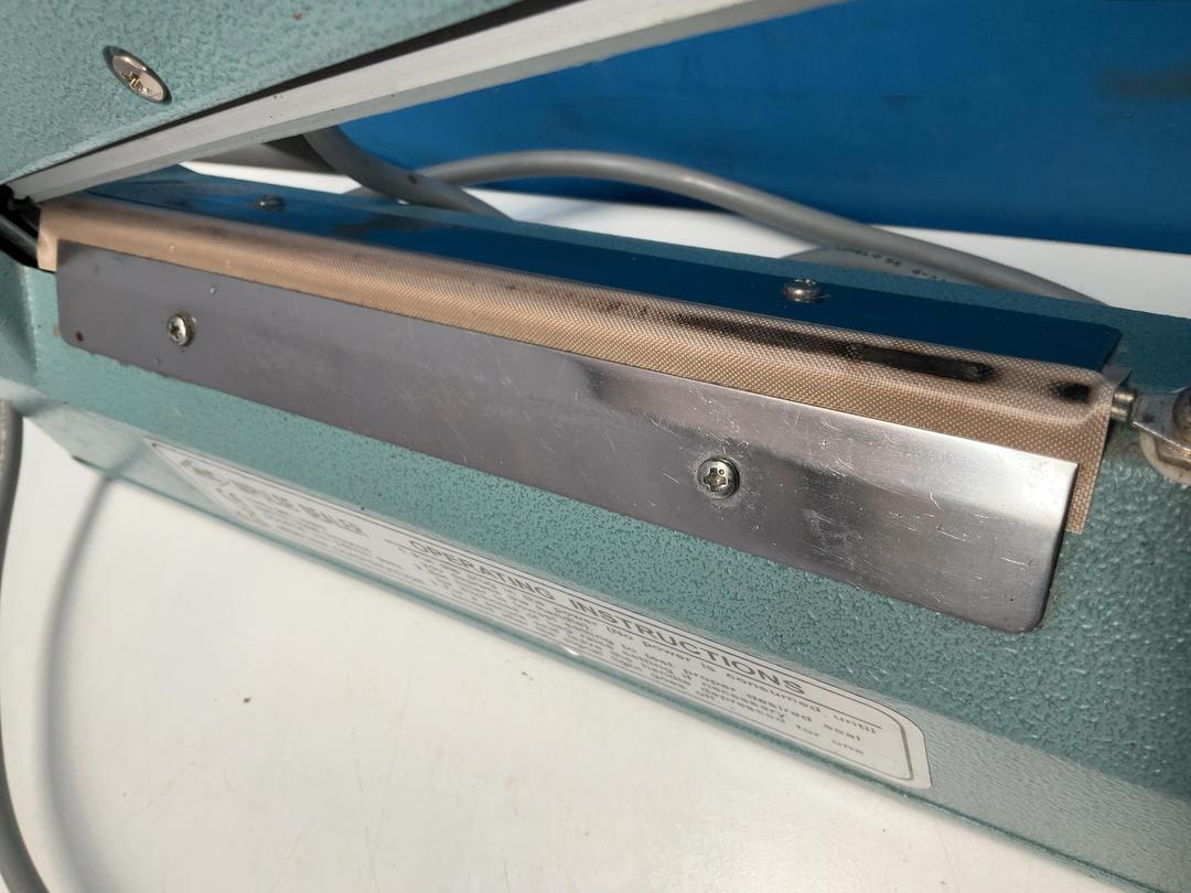 Photo '4' of Impulse Sealer - Type ME- 200HI