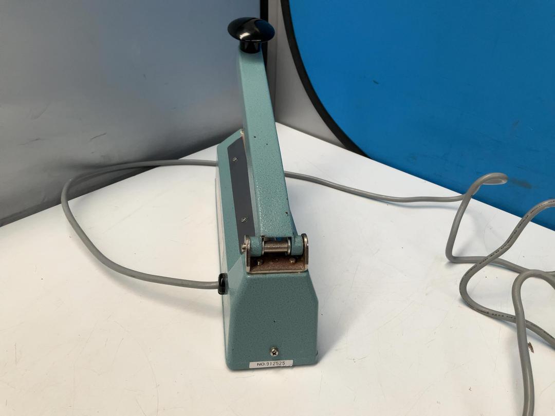 Photo '10' of Impulse Sealer - Type ME- 200HI