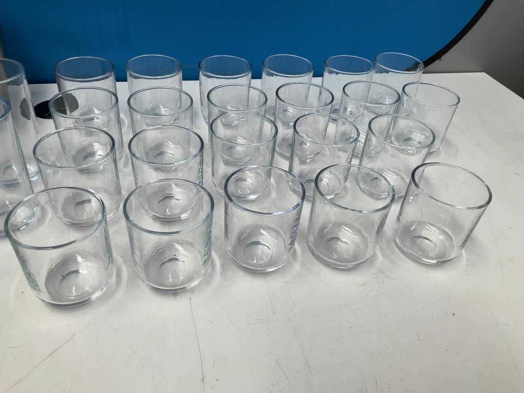 Photo '2' of Drinking Glasses, Paper-Like Straws Etc