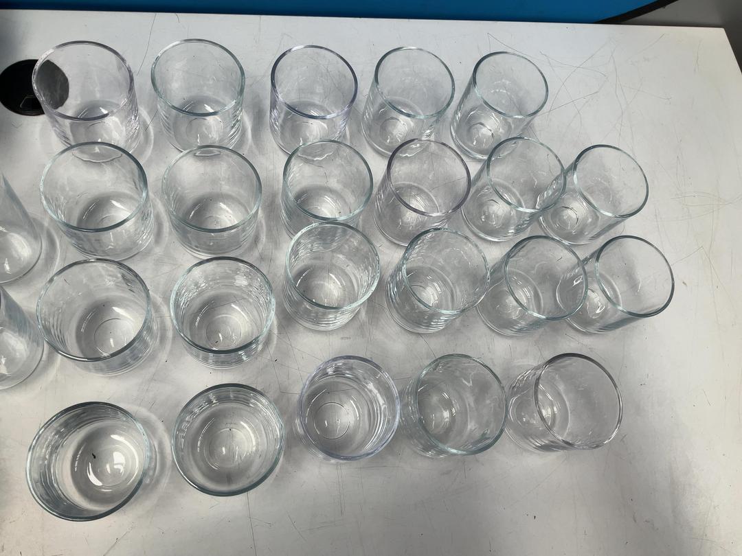 Photo '5' of Drinking Glasses, Paper-Like Straws Etc