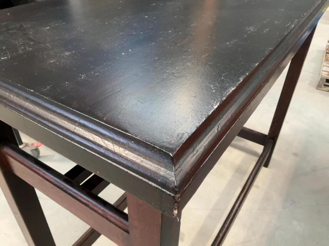 Photo '8' of Black/Brown Coloured Wooden-Like Bar Leaner or Similar