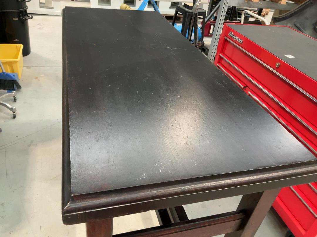 Photo '9' of Black/Brown Coloured Wooden-Like Bar Leaner or Similar