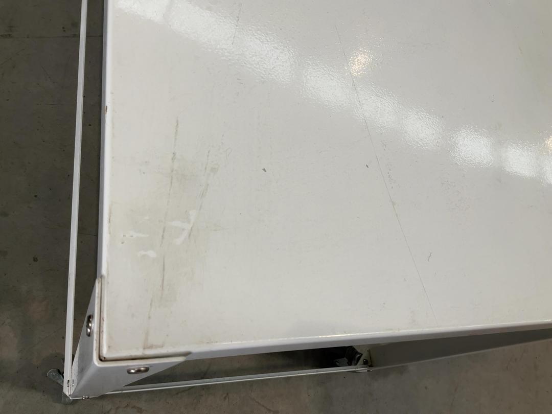 Photo '7' of White Coloured Trolley