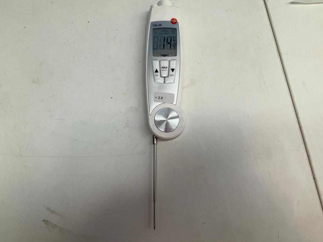 Photo '3' of Testo infrared thermometer