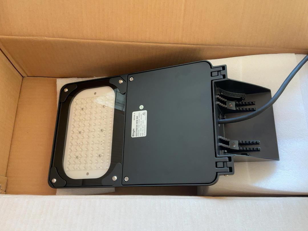 Photo '2' of Glight NOVA II Street Lights x2 Photo '2' of Glight NOVA II Street Lights x2