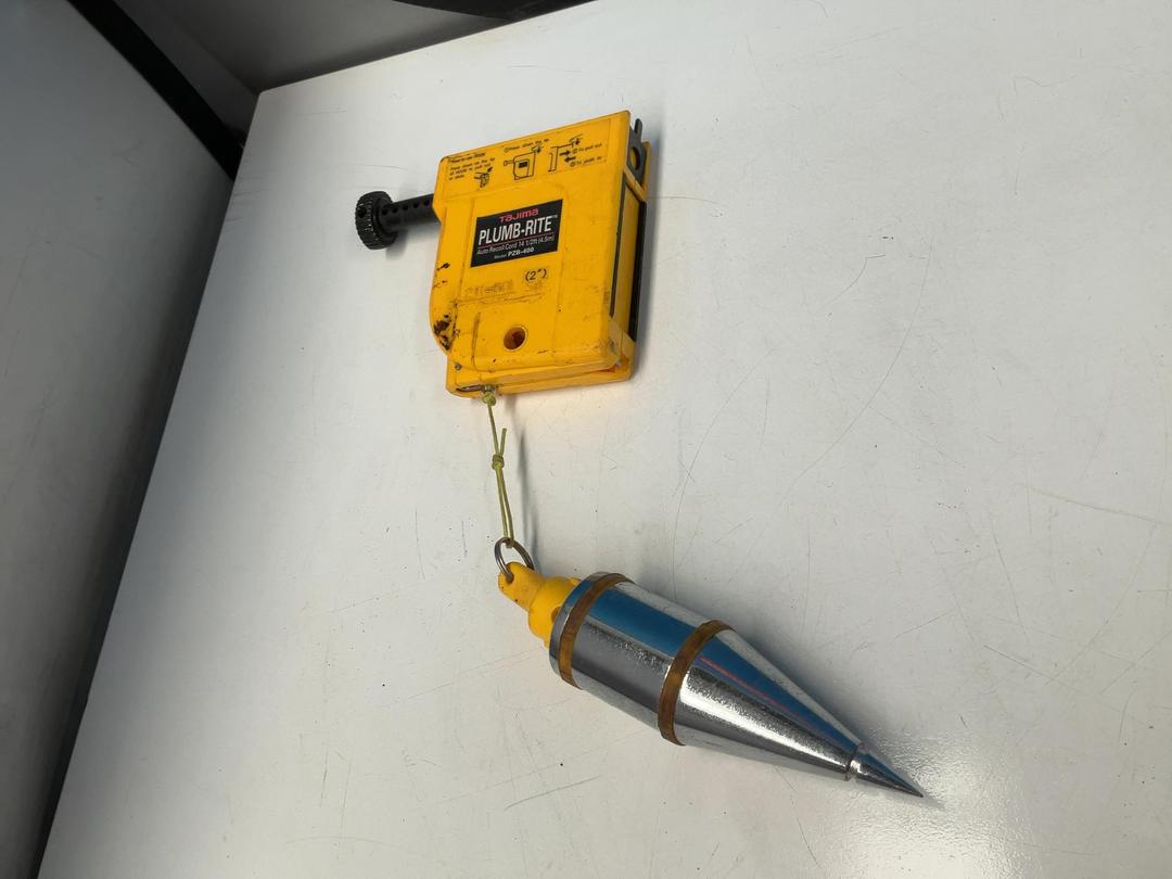 Photo '5' of Tajima Plumb-Rite Auto Recoil Cord 14 1/2ft (4.5m) - Model PZB-400 Photo '5' of Tajima Plumb-Rite Auto Recoil Cord 14 1/2ft (4.5m) - Model PZB-400