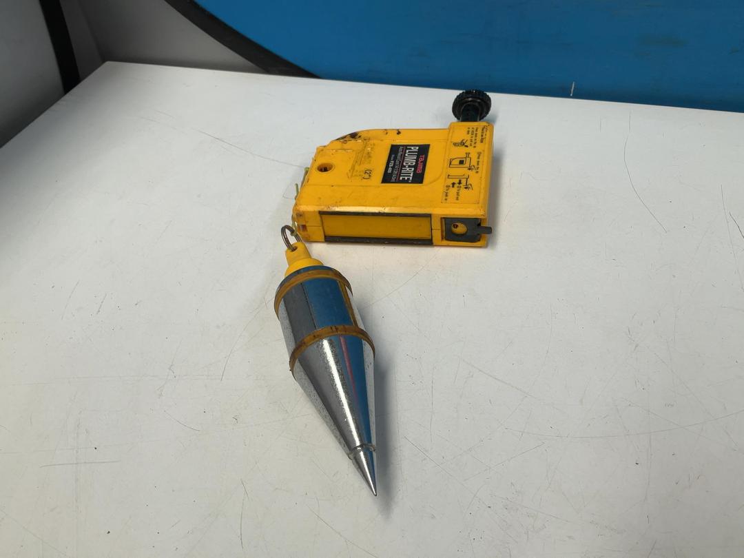 Photo '6' of Tajima Plumb-Rite Auto Recoil Cord 14 1/2ft (4.5m) - Model PZB-400 Photo '6' of Tajima Plumb-Rite Auto Recoil Cord 14 1/2ft (4.5m) - Model PZB-400
