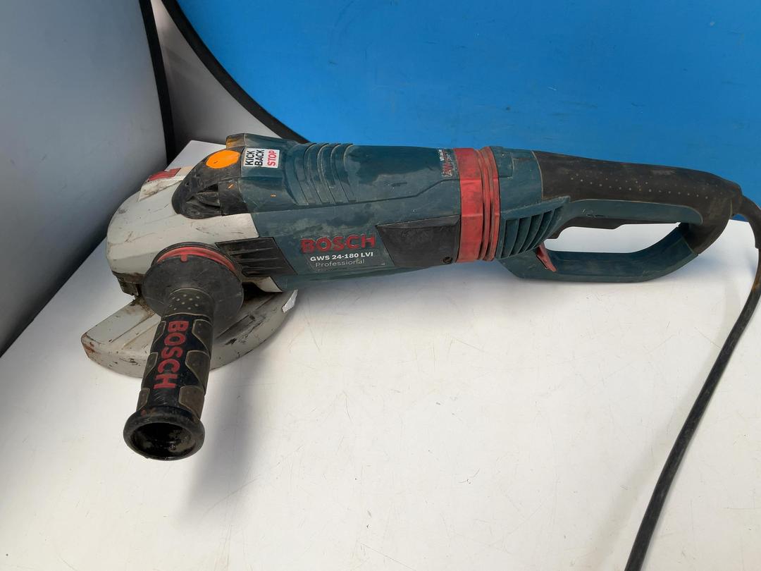 Photo '8' of Bosch GWS 24-180 LVI Professional Angle Grinder