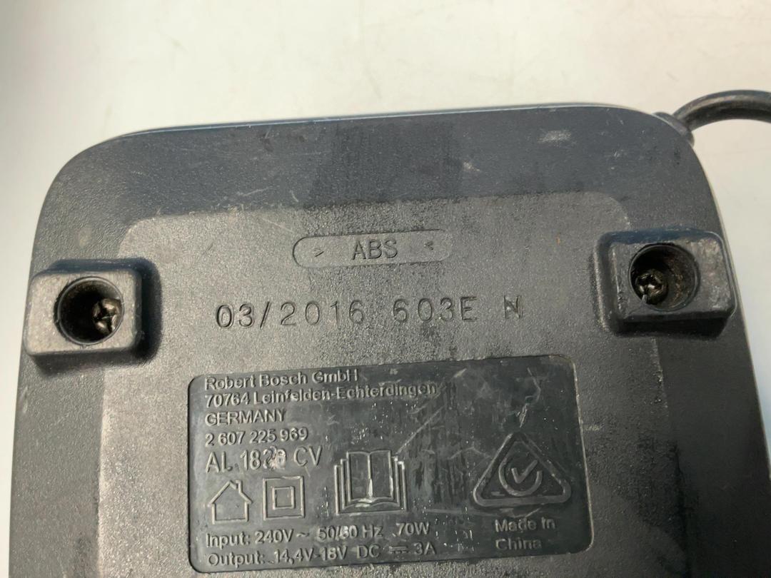 Photo '9' of Bosch Charger - Model AL 1830 CV Photo '9' of Bosch Charger - Model AL 1830 CV