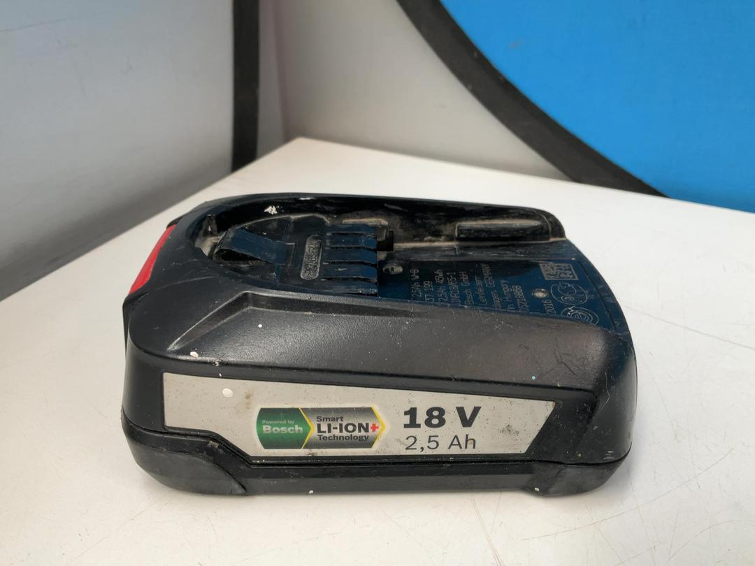 Photo '3' of Bosch 18V 2,5 Ah Battery