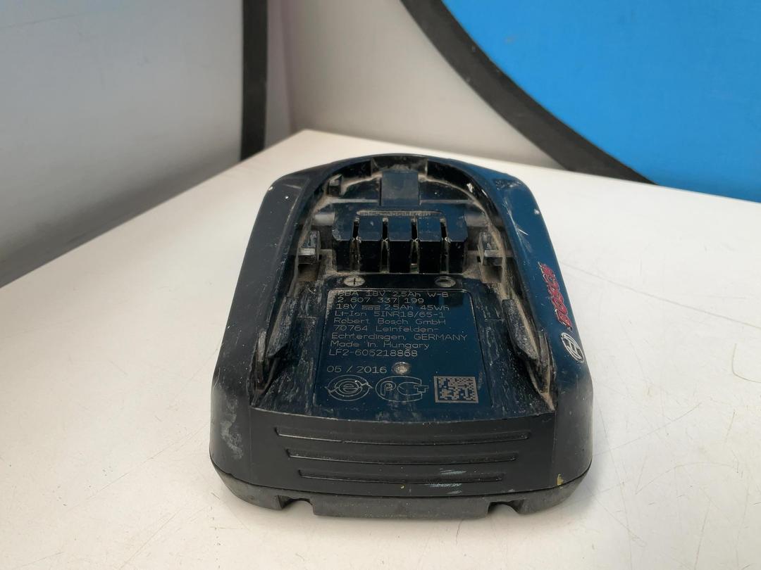 Photo '4' of Bosch 18V 2,5 Ah Battery