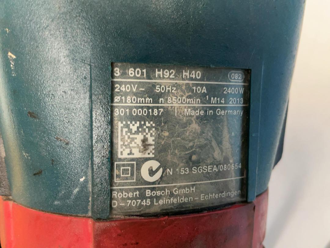 Photo '3' of Bosch GWS 24-180 LVI Professional Angle Grinder