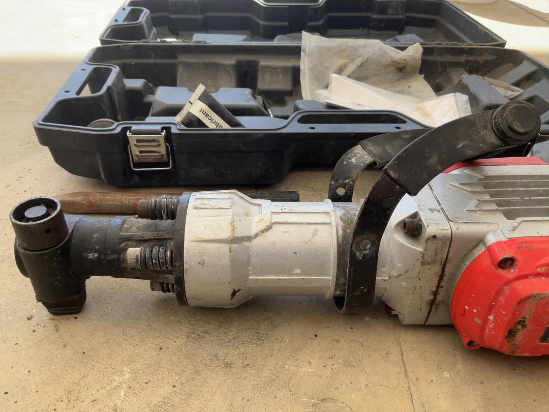 Photo '3' of Toolshed Demolition Hammer