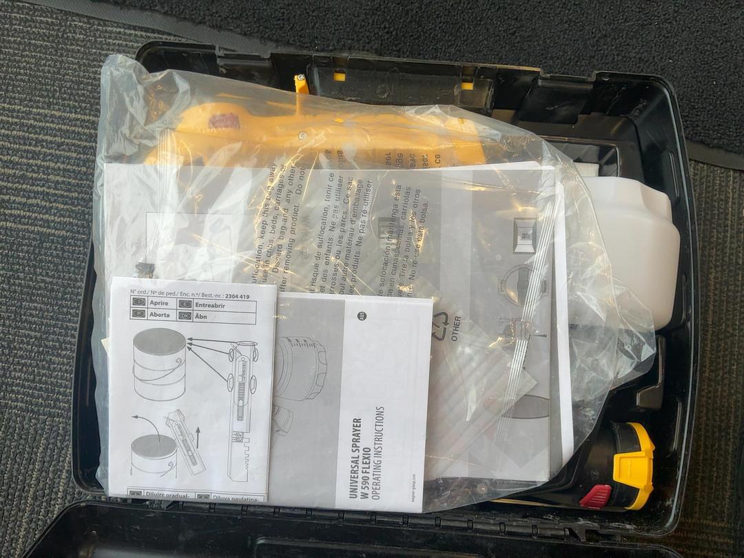 Photo '6' of Wagner Type 0456A Air Assisted Spray Gun Photo '6' of Wagner Type 0456A Air Assisted Spray Gun