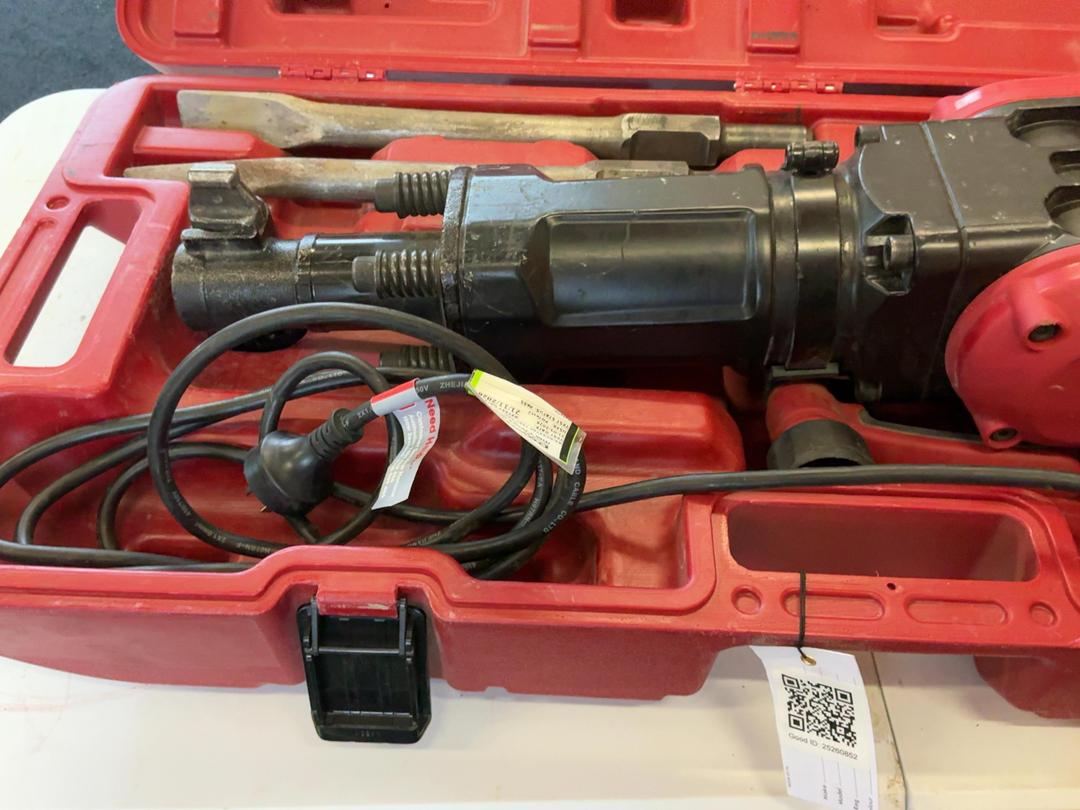Photo '5' of Full Boar FBDH-1650 Demolition Hammer Photo '5' of Full Boar FBDH-1650 Demolition Hammer
