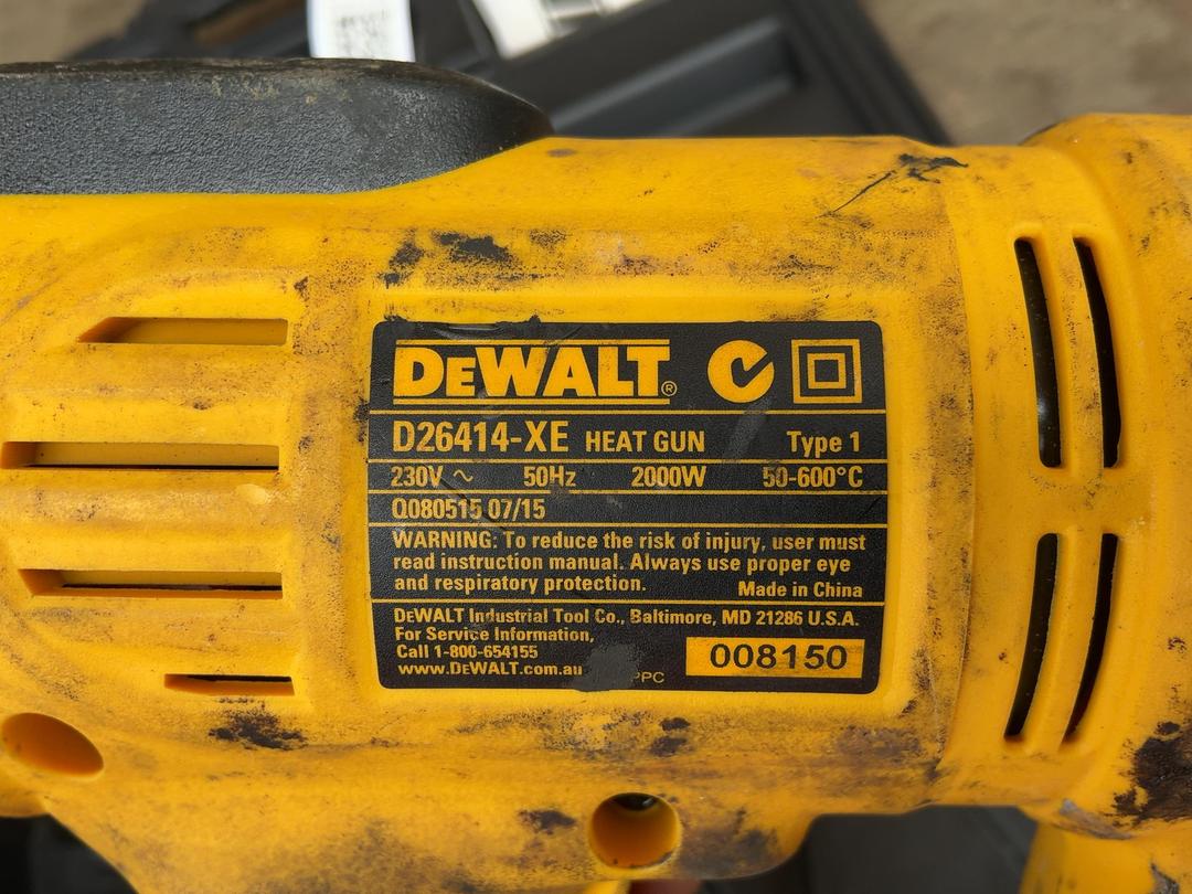Photo '2' of DeWalt D26414-XE 2000W Heat Gun Photo '2' of DeWalt D26414-XE 2000W Heat Gun