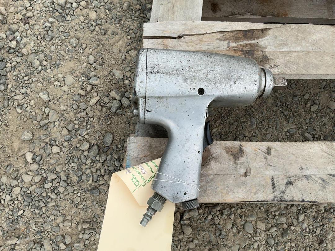 Photo '6' of Impact Wrenches Photo '6' of Impact Wrenches