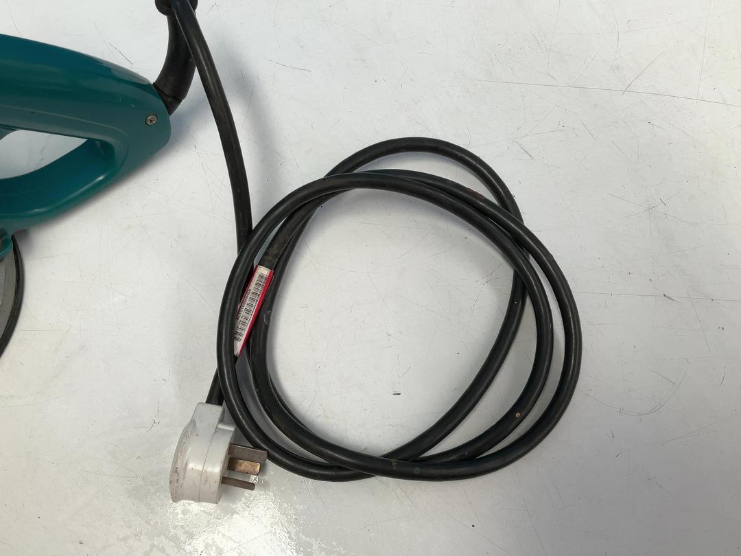Photo '2' of Makita Router