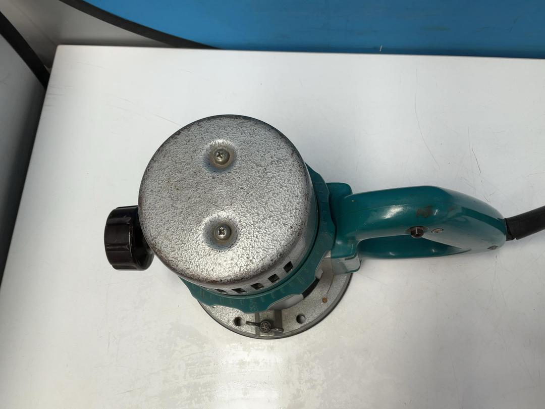 Photo '5' of Makita Router
