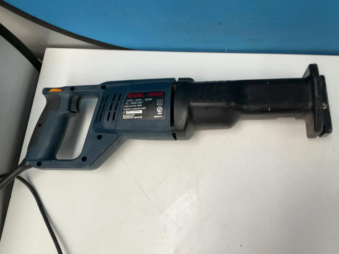 Photo '11' of Ryobi Reciprocating Saw - Model ERS800K