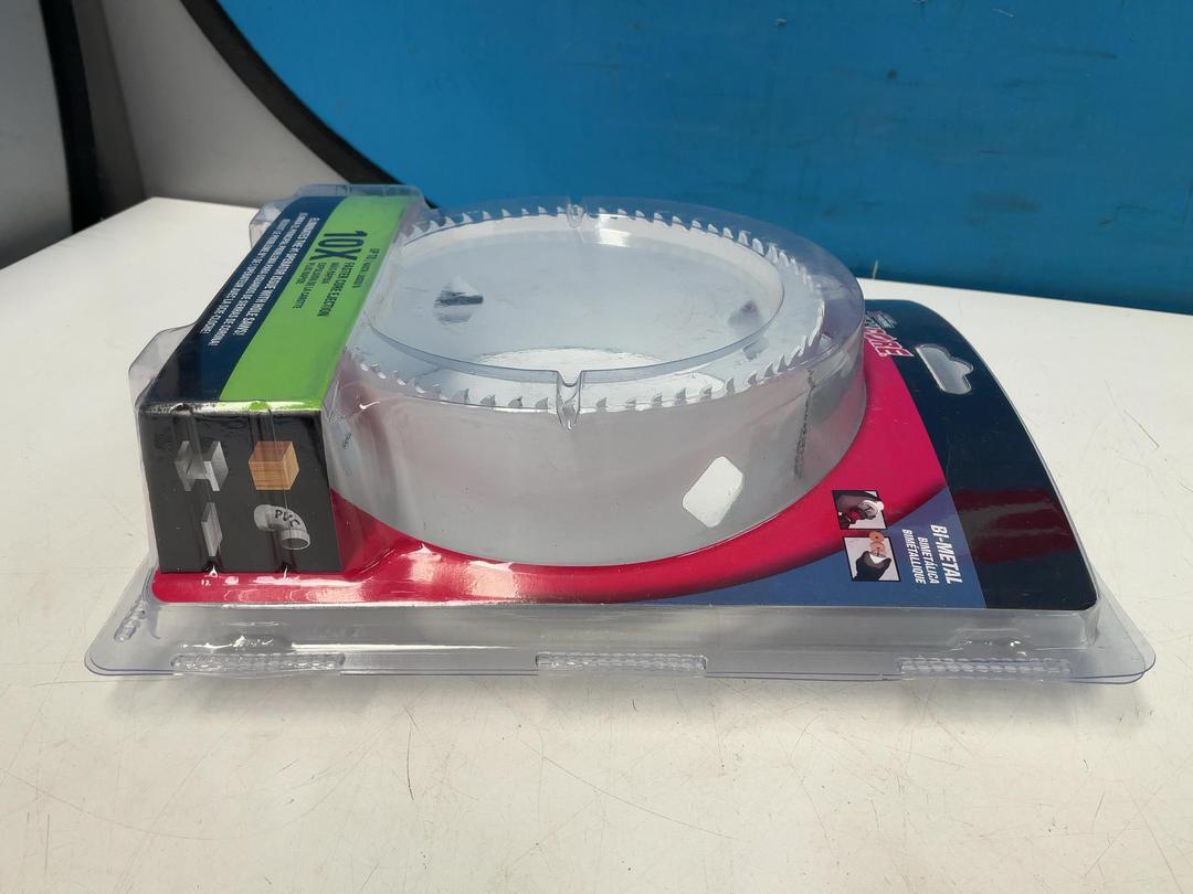Photo '5' of Blu-Mol Xtreme QuickCore Bi-Metal Holesaw - 133mm Photo '5' of Blu-Mol Xtreme QuickCore Bi-Metal Holesaw - 133mm
