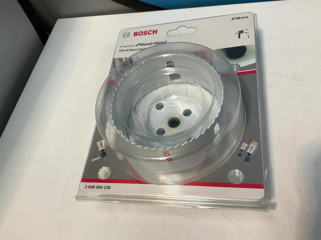 Photo '5' of Bosch Holesaw - Wood and Metal - 98mm Photo '5' of Bosch Holesaw - Wood and Metal - 98mm