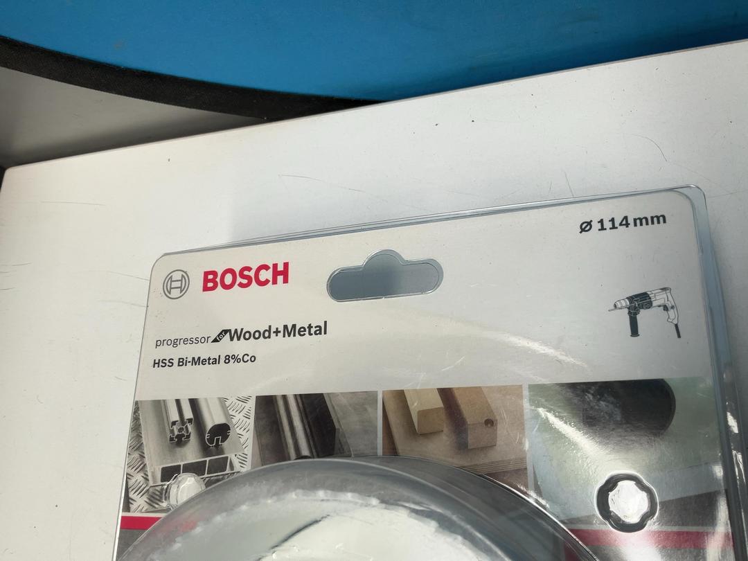 Photo '3' of Bosch Holesaw - Wood and Metal - 114mm Photo '3' of Bosch Holesaw - Wood and Metal - 114mm