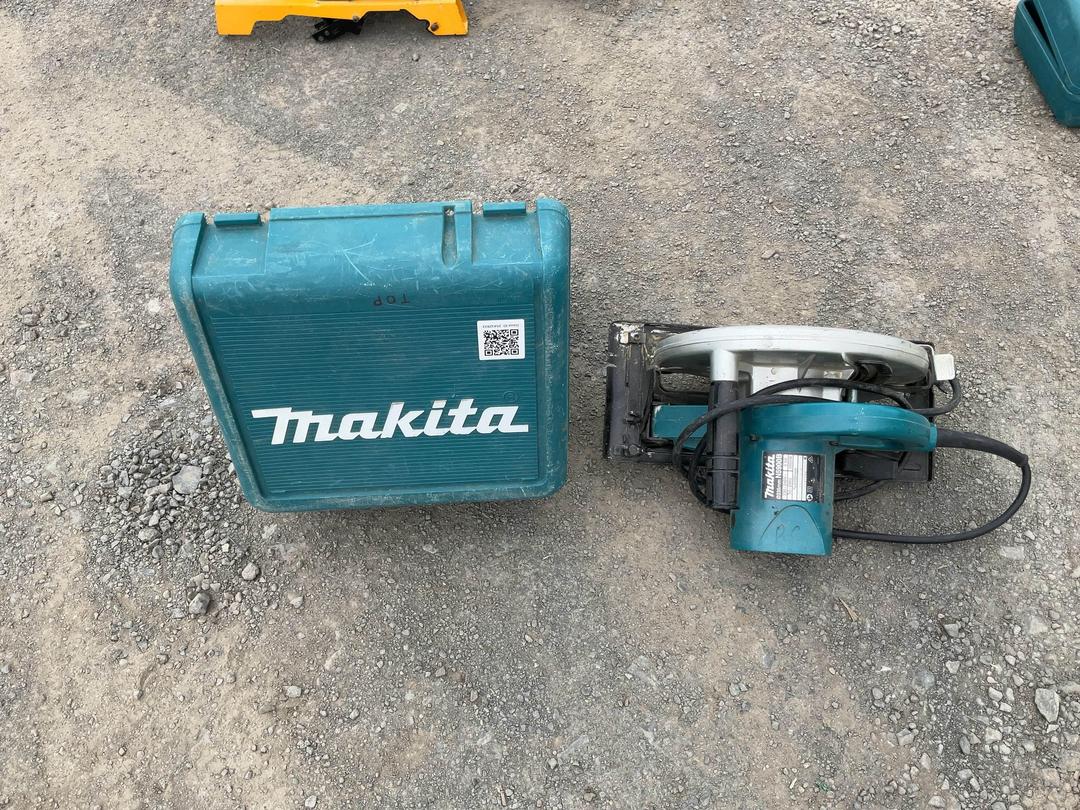 Photo '2' of Large Makita Skill Saw and Makita Router (Corded) Photo '2' of Large Makita Skill Saw and Makita Router (Corded)