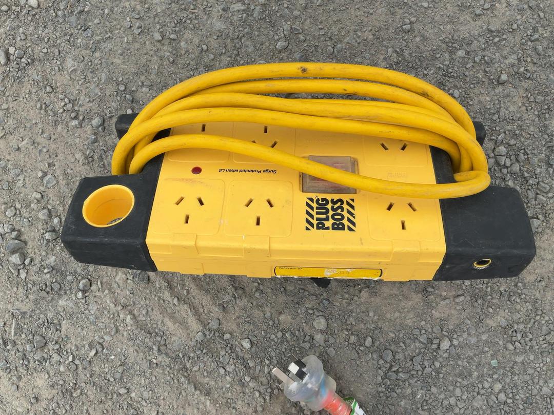 Photo '3' of Commercial Extension Cords Photo '3' of Commercial Extension Cords