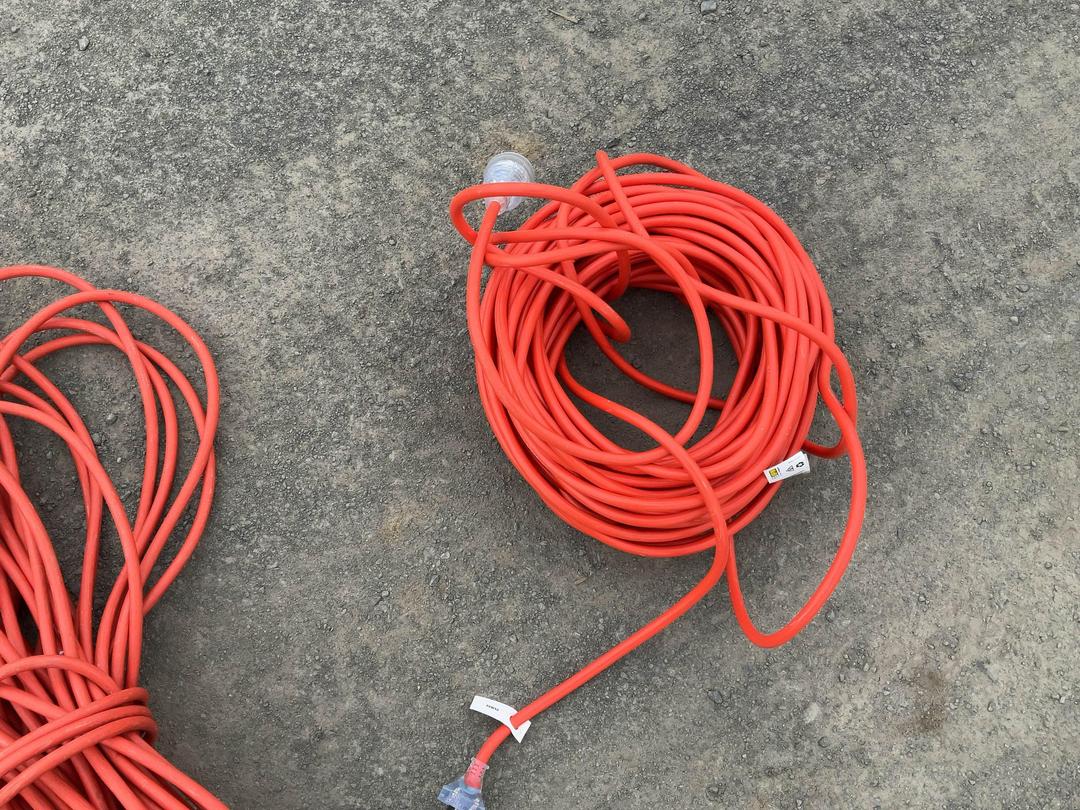 Photo '7' of Commercial Extension Cords Photo '7' of Commercial Extension Cords