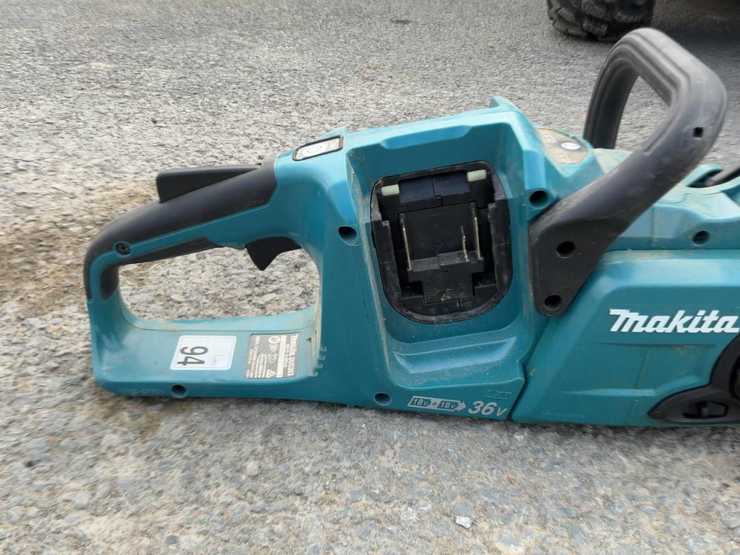 Photo '6' of Makita Battery Powered Chain Saw (Skin Only) Photo '6' of Makita Battery Powered Chain Saw (Skin Only)