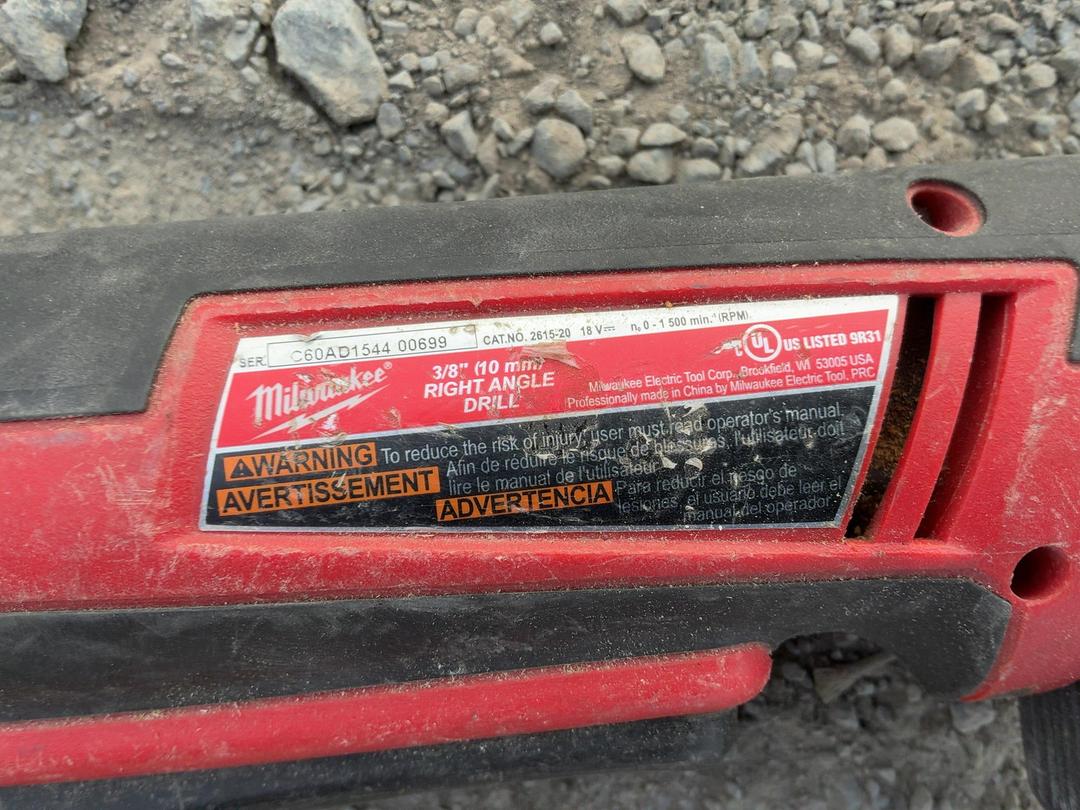 Photo '9' of Milwaukee Battery Tool Bundle Photo '9' of Milwaukee Battery Tool Bundle