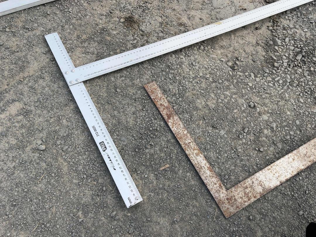 Photo '4' of Commercial Rulers/ T Squares Photo '4' of Commercial Rulers/ T Squares