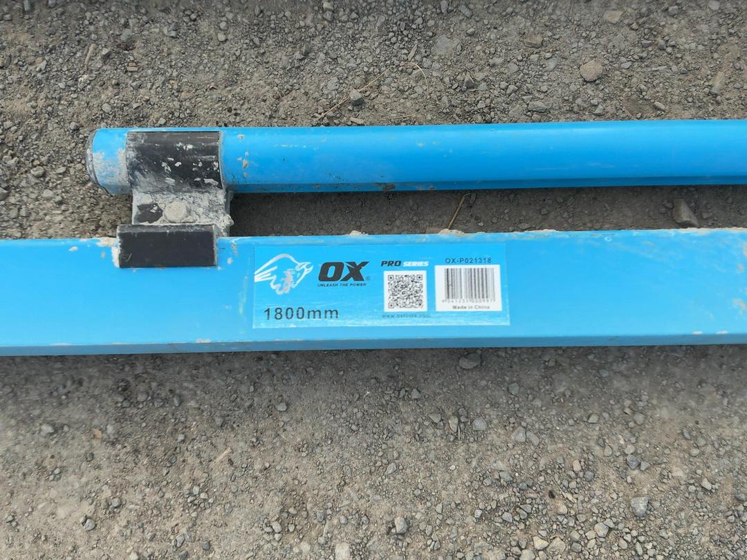 Photo '3' of Concrete Spreaders/Tools Photo '3' of Concrete Spreaders/Tools