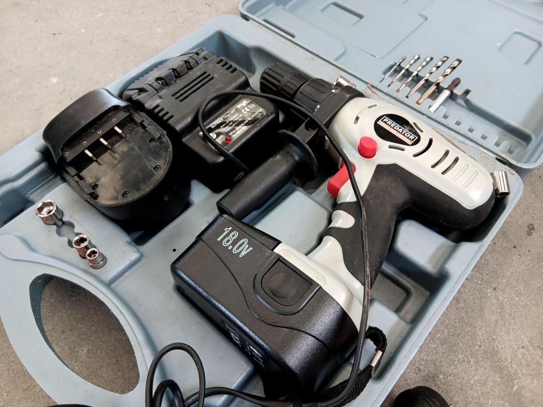 Photo '2' of Predator Drill Set