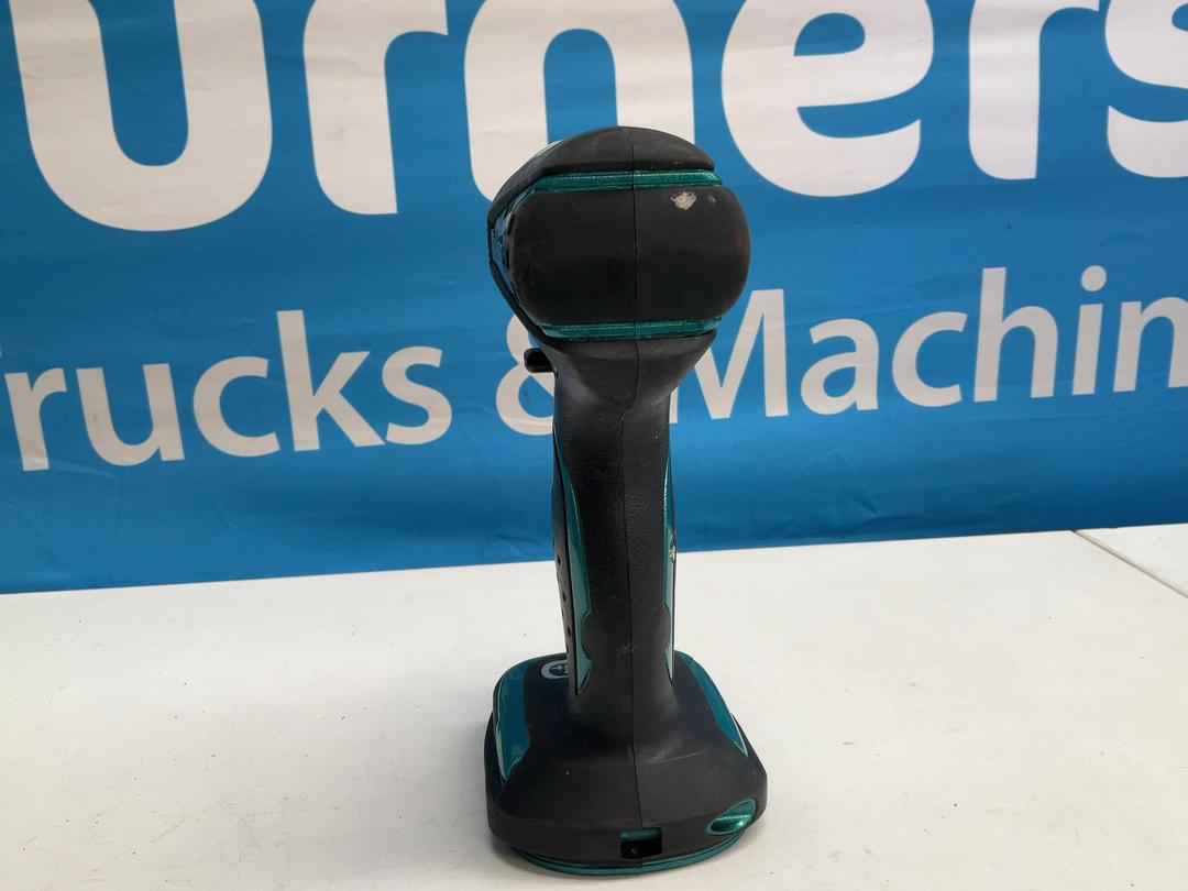 Photo '2' of Makita - Metallic 18v Impact Driver (Skin Only)