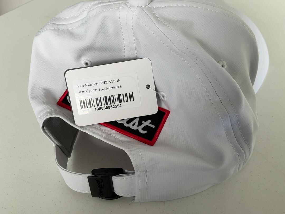 Photo '4' of Titleist Tour Perf Wht/blk Photo '4' of Titleist Tour Perf Wht/blk