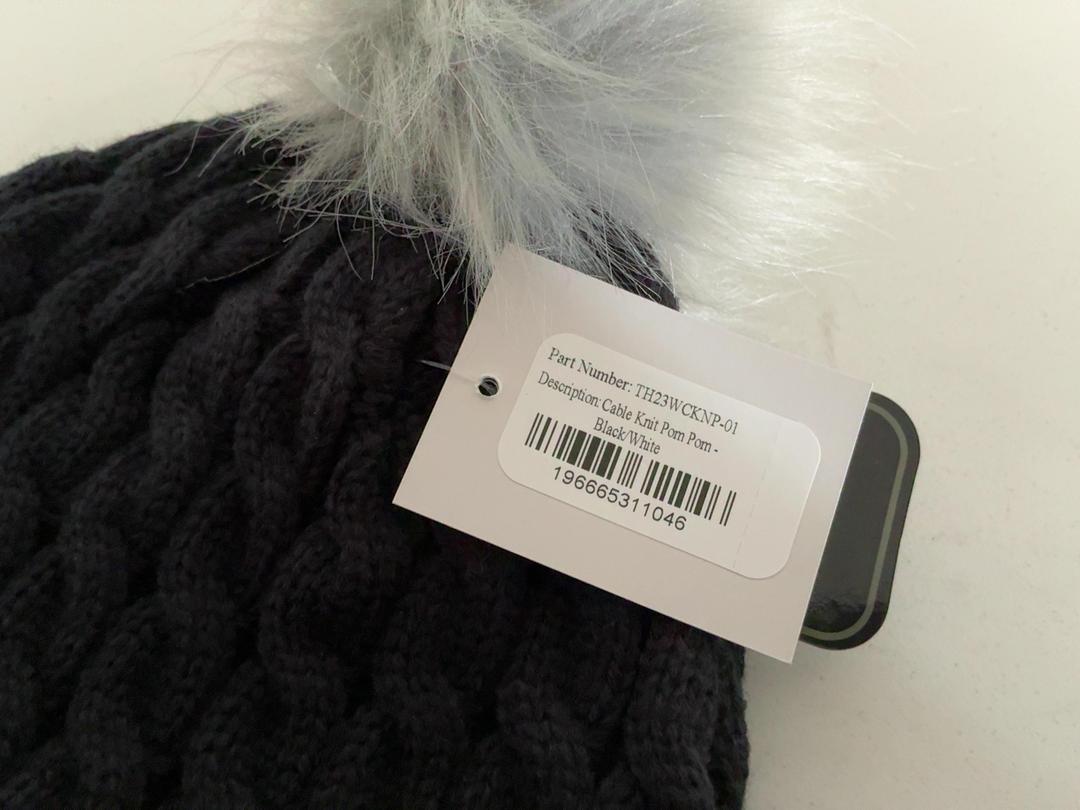 Photo '3' of Fitleist Cable Knit Pom Pom